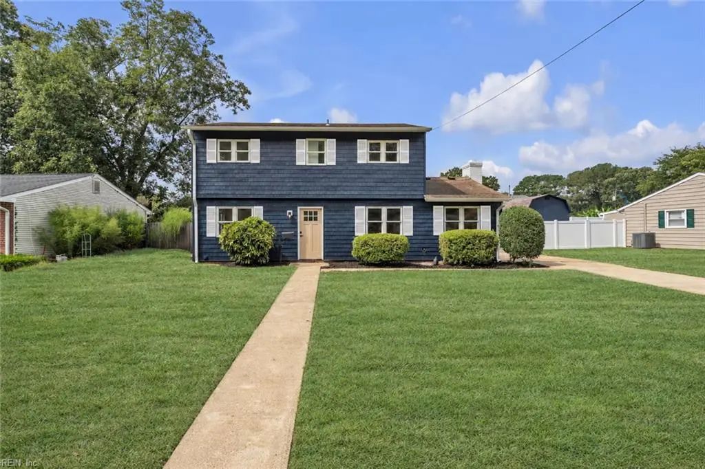 221 Iroquois Rd, Virginia Beach