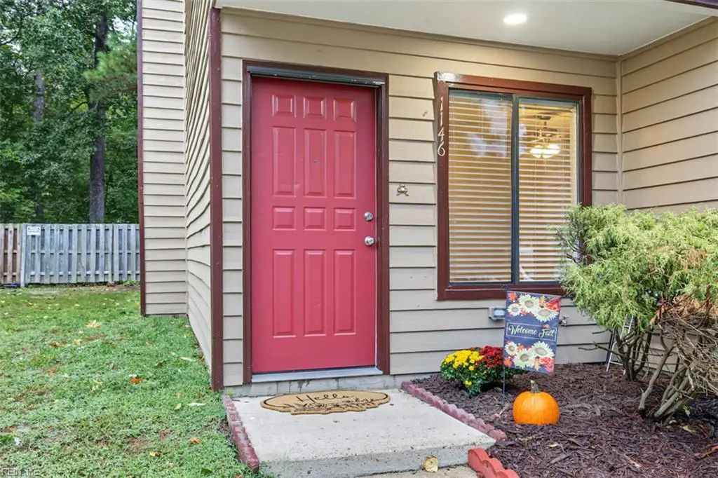 1146 North Green Dr, Newport News