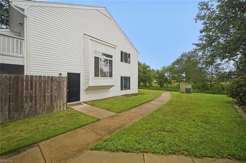 3649 Ship Chandlers Whrf, Virginia Beach