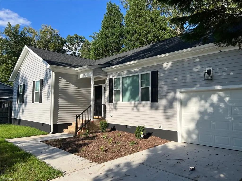 884 Cascade Dr, Newport News