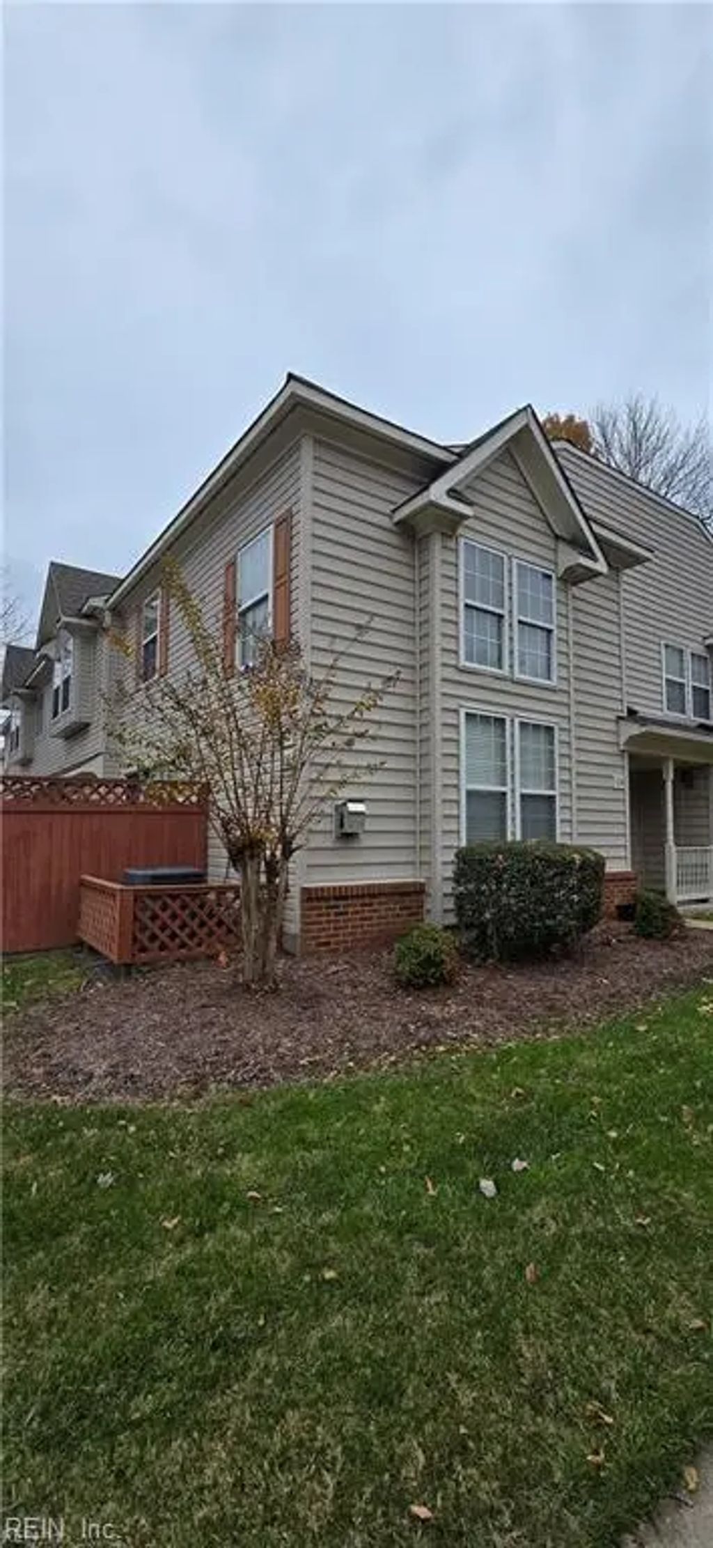 108 White Cedar Ln, York County