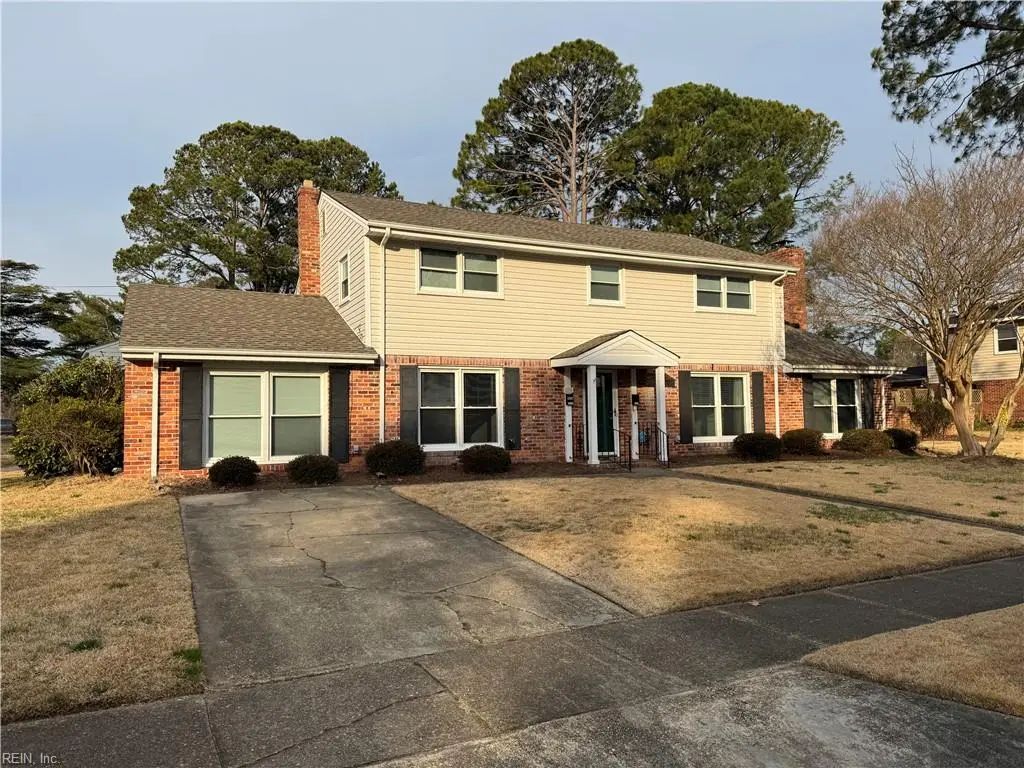 2026 Meadow Lake Ct, Norfolk