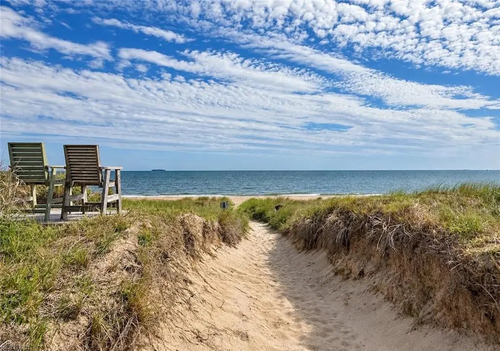 1634 E Ocean View Ave, Norfolk