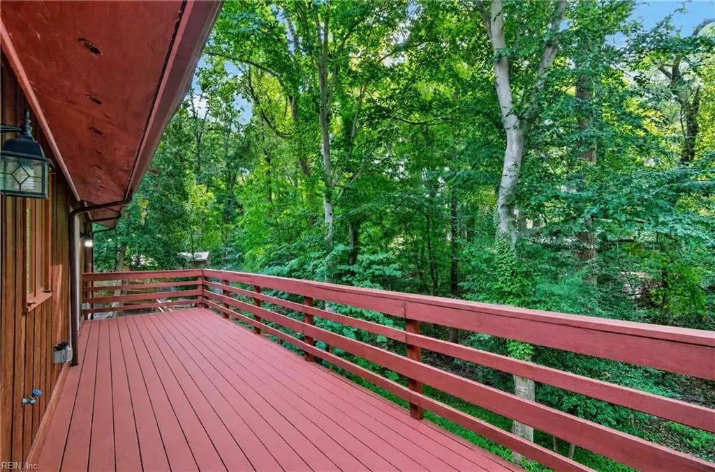 204 Graves Cir, Newport News