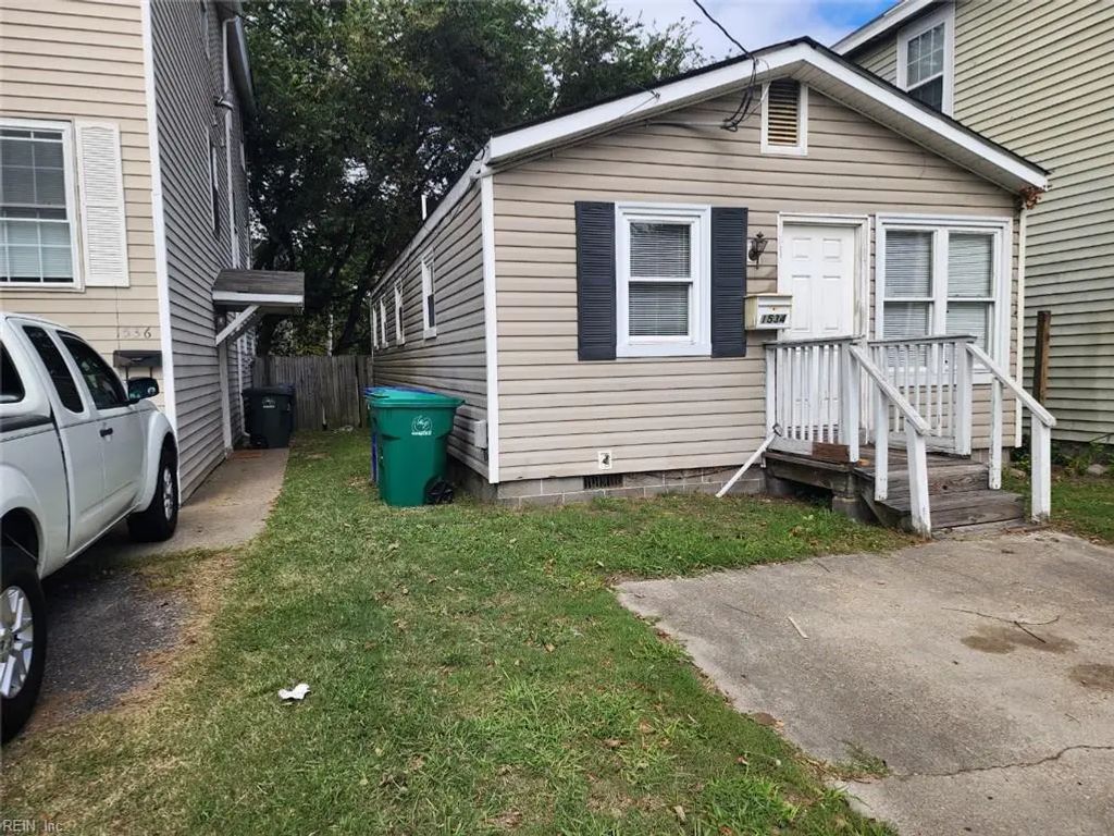 1534 W 40th St, Norfolk