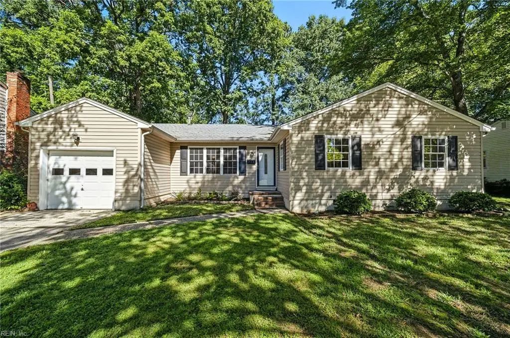 717 Keppel Dr, Newport News