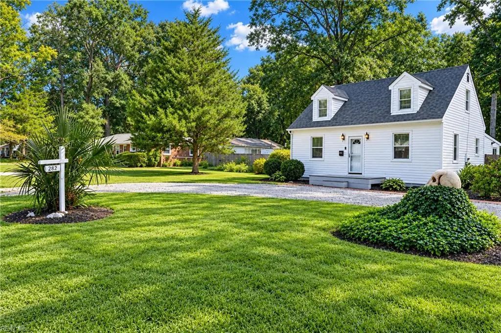 282 Eastwood Dr Dr, Newport News