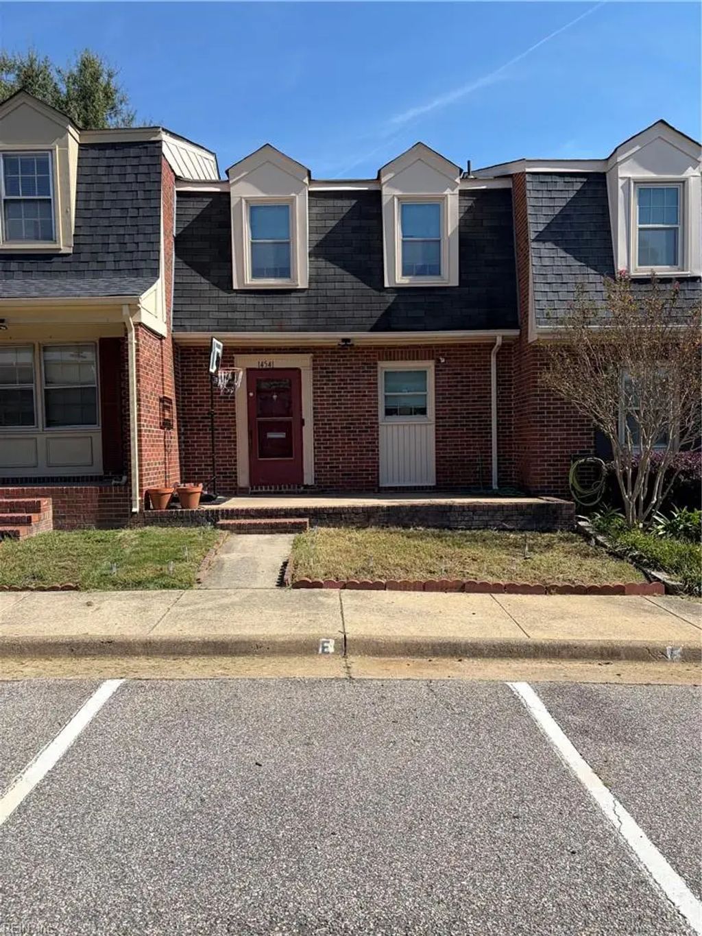 14541 Old Courthouse Way, Newport News