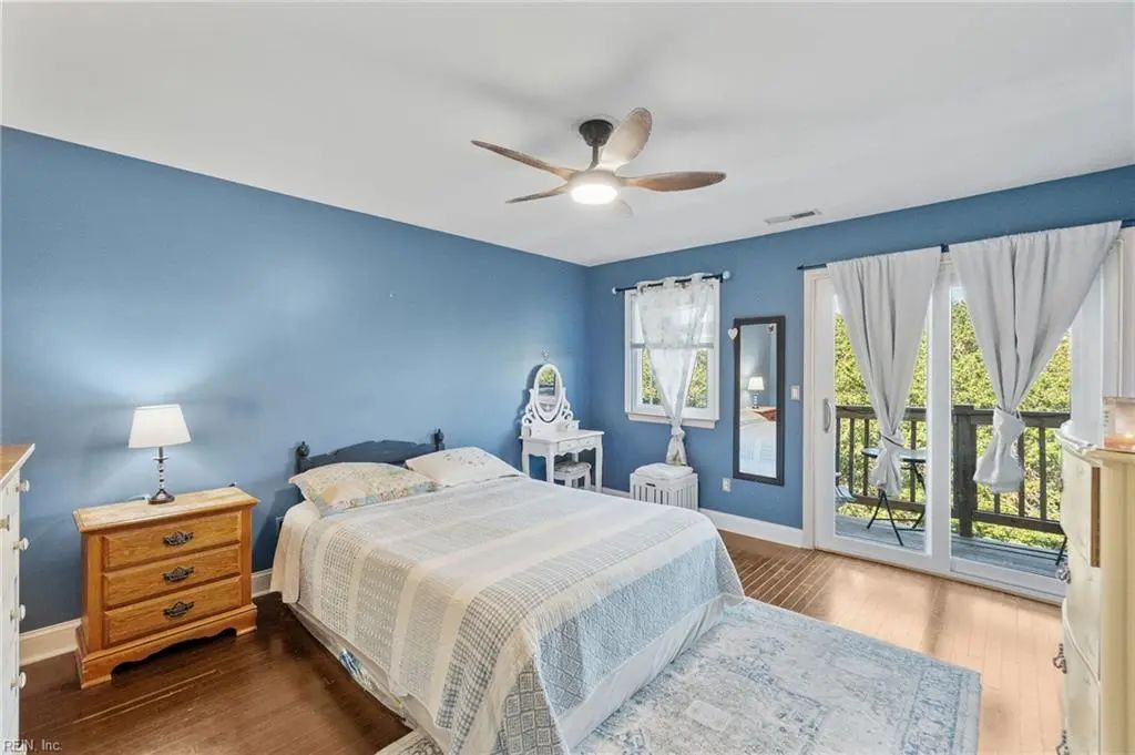 839 Little Bay Ave, Norfolk