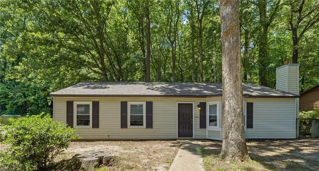 249 Batson Dr, Newport News