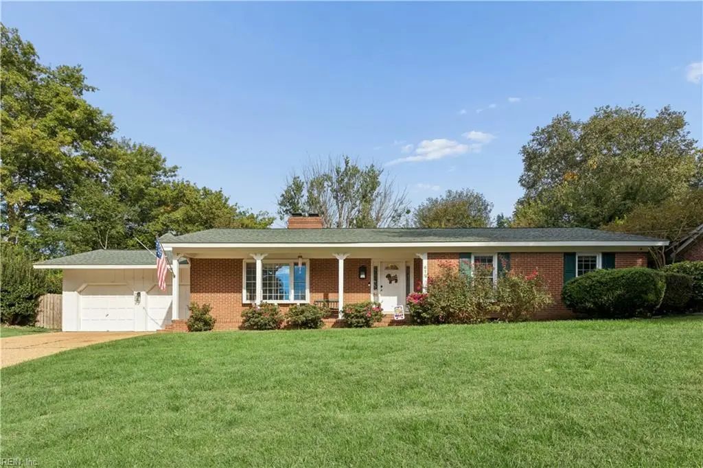 618 Haystack Landing Rd, Newport News