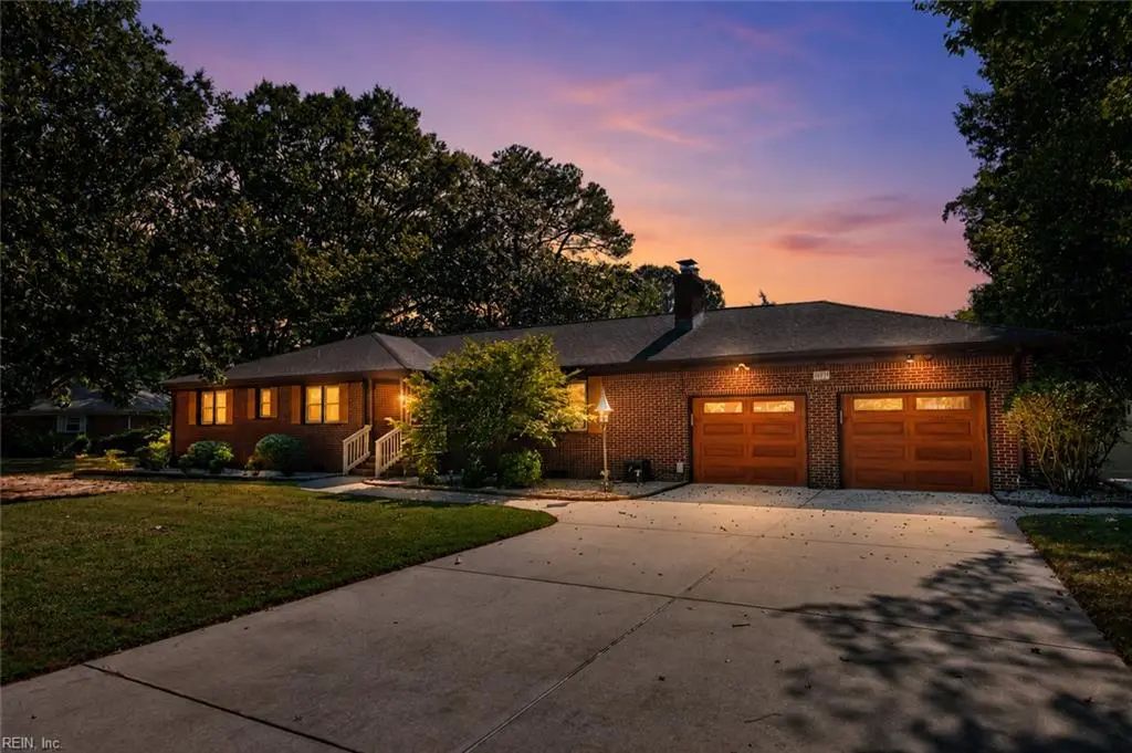 1637 Wakefield Dr, Virginia Beach