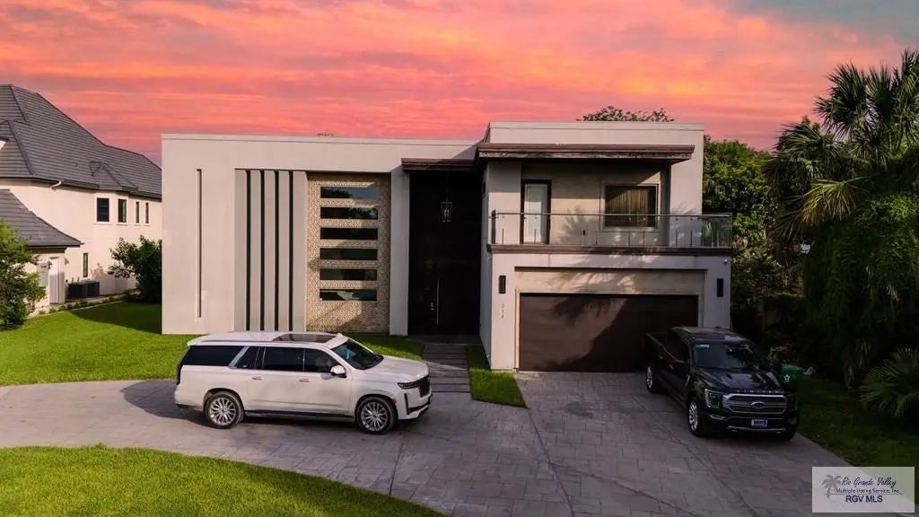 214 Calle Cenizo, BROWNSVILLE