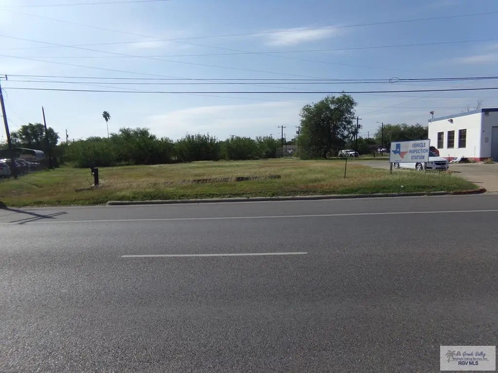 1561 N 77 Sunshine Strip, HARLINGEN