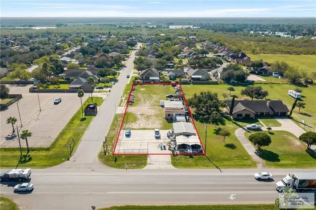 704 Expressway 83, LA JOYA