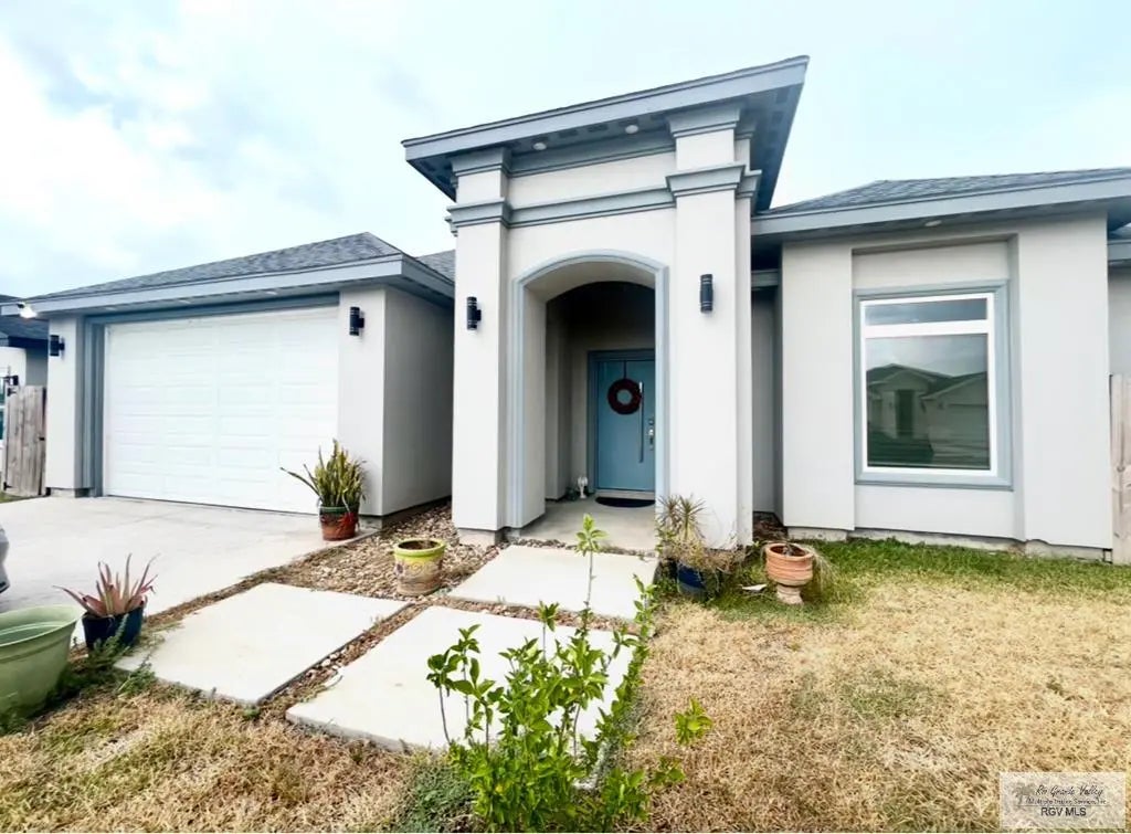 1818 Castillo St., OLMITO