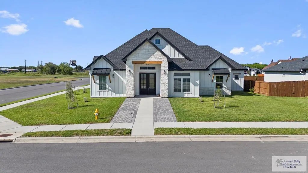 8601 Bellagio Cir, HARLINGEN