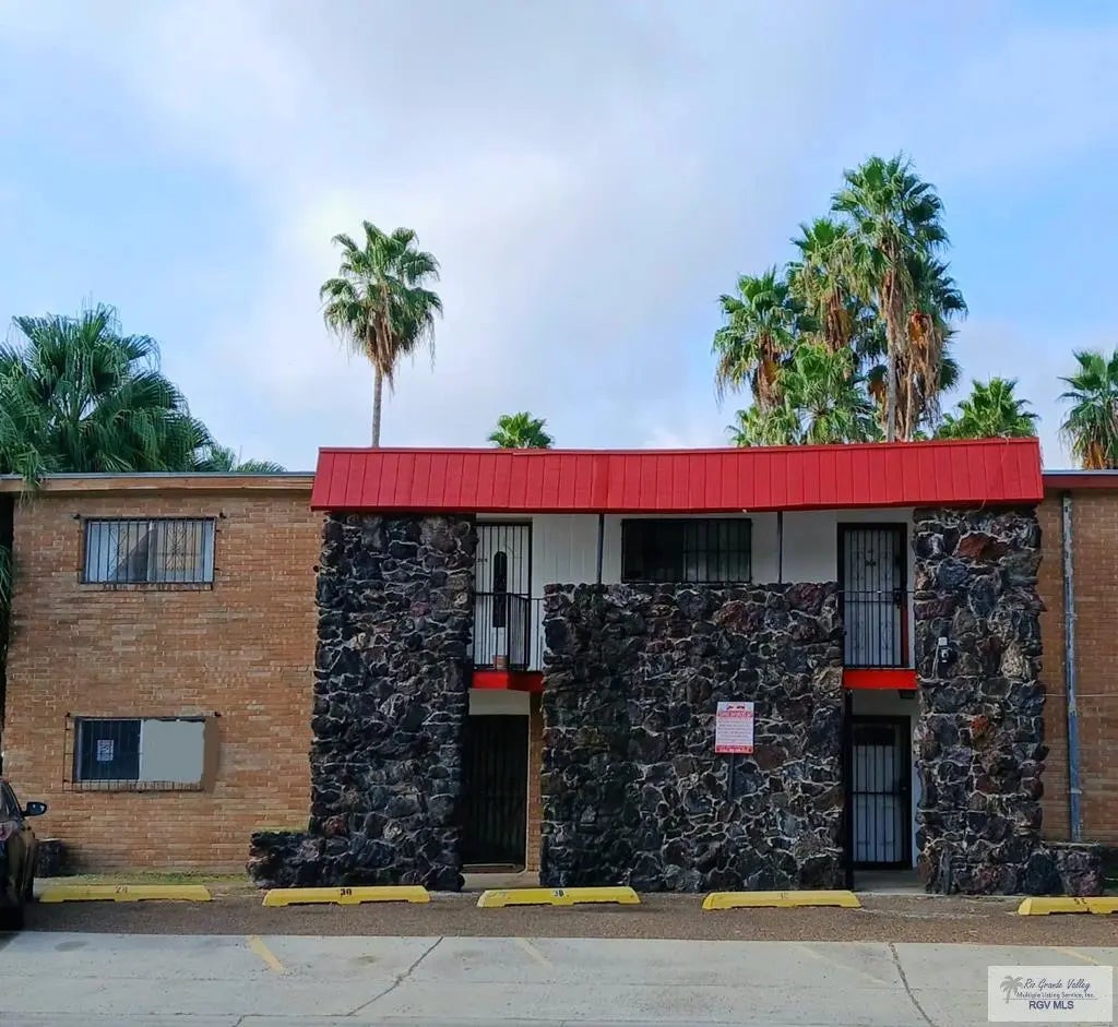 1944 W University Blvd. 1b, BROWNSVILLE
