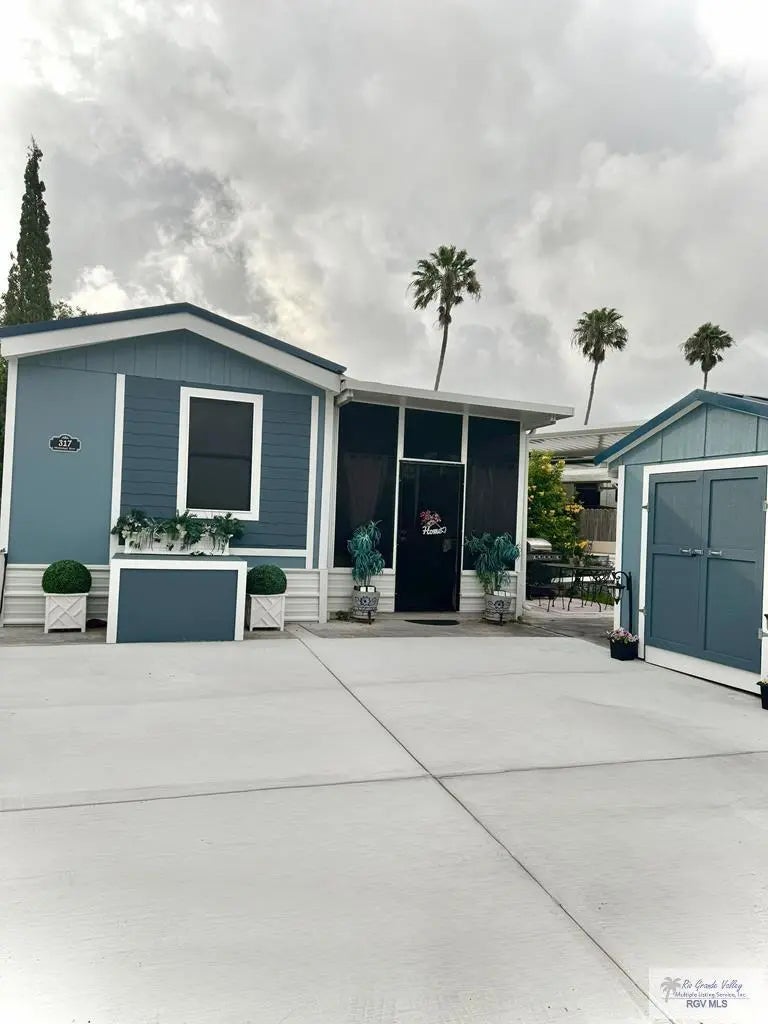 317 Mississippi River Blvd., BROWNSVILLE