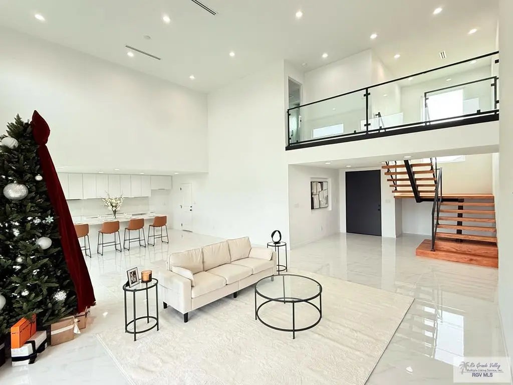 7044 Lago Vista Blvd., BROWNSVILLE