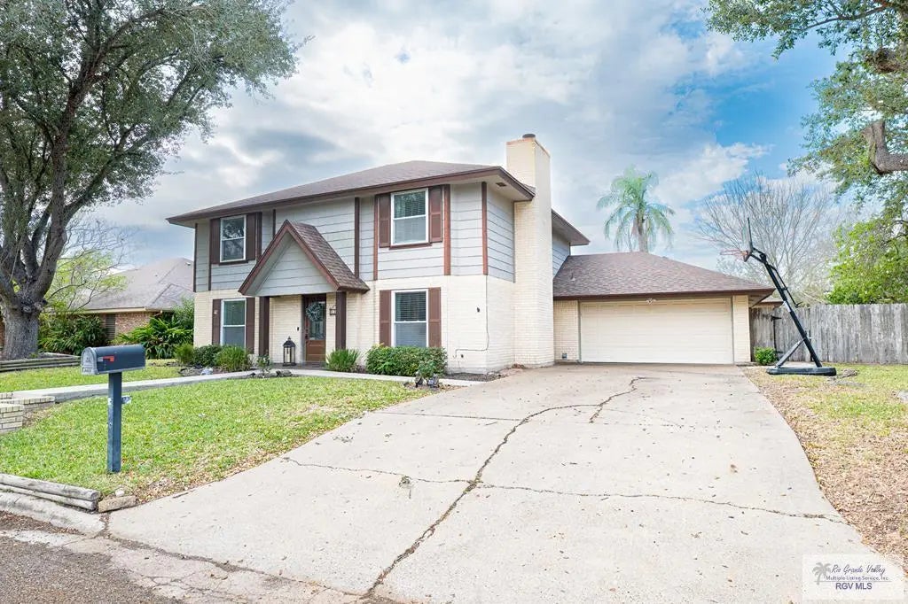 2405 Lazy Lake Dr, HARLINGEN