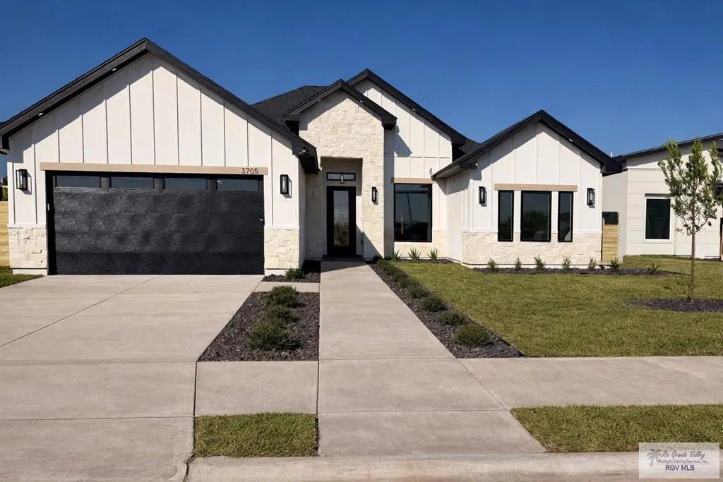 3705. Paseo Cafetos St ., BROWNSVILLE