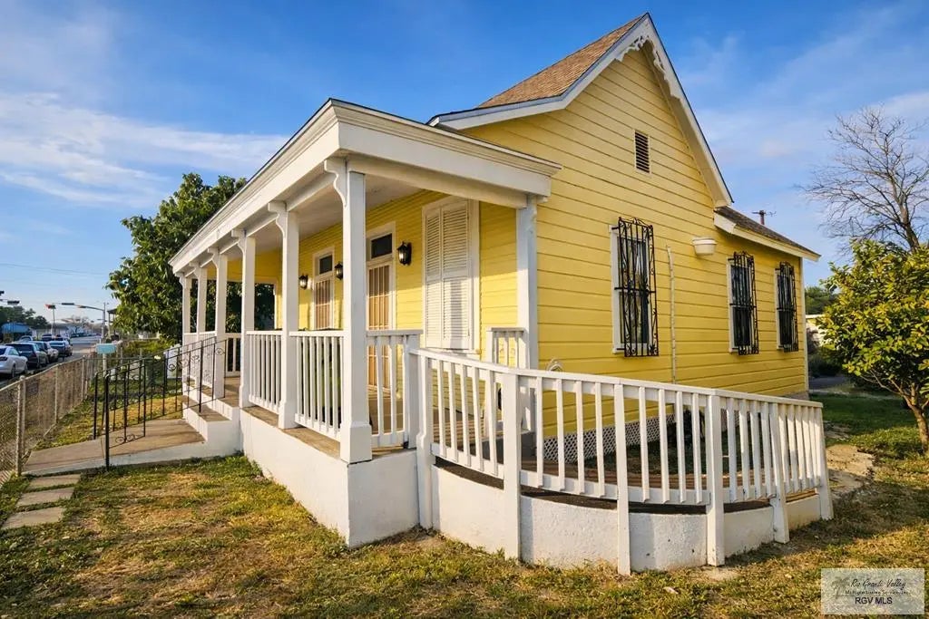 1417 E Madison St., BROWNSVILLE