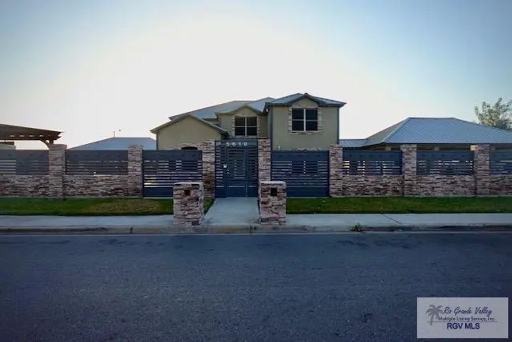 5610 Grande Blvd., BROWNSVILLE