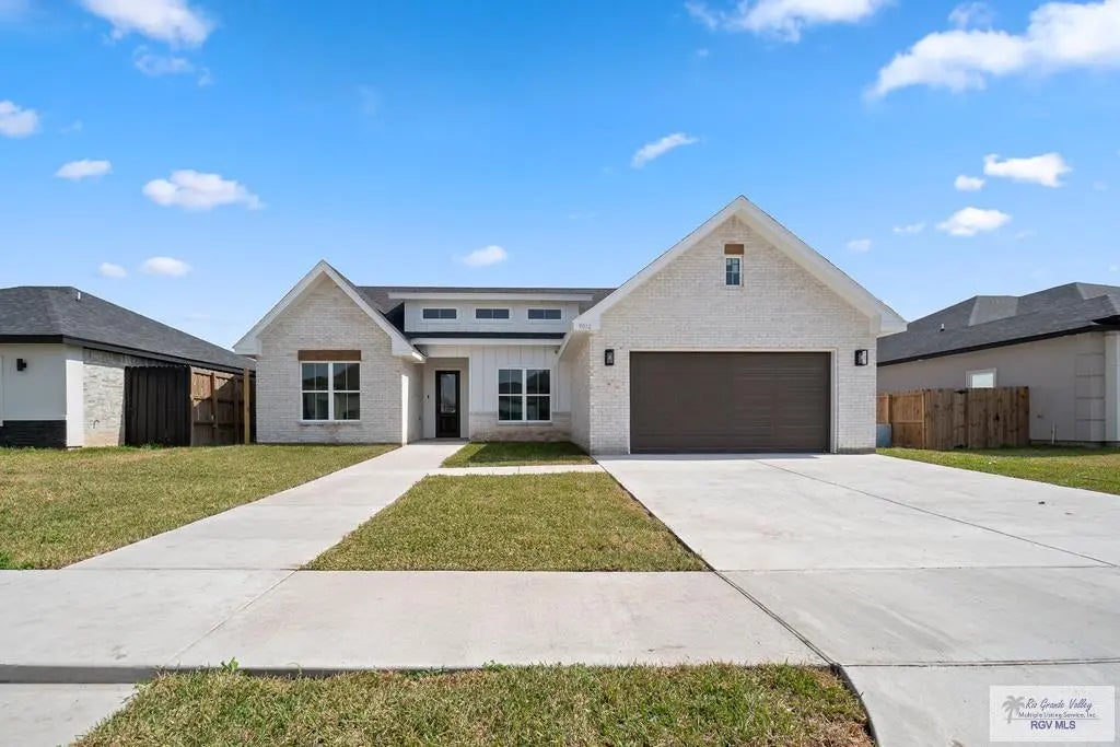 9012 New Orleans Ct., LOS FRESNOS