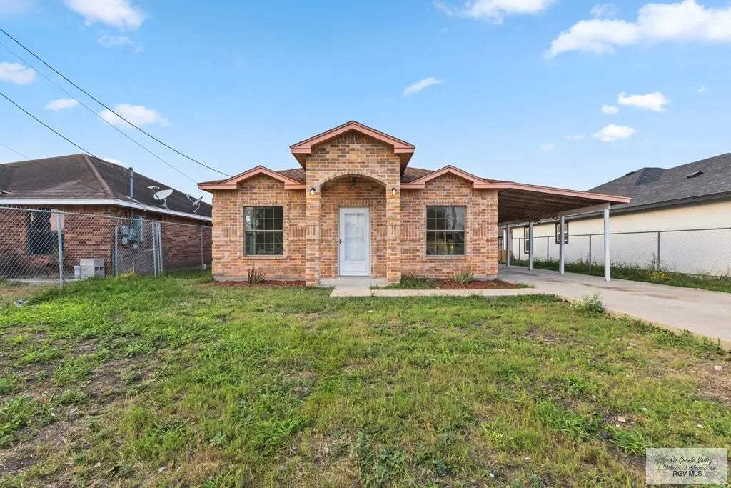 355 Avenida Estrella, BROWNSVILLE