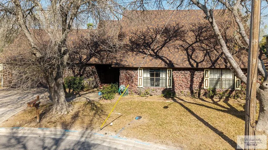 74 Arien Ct., BROWNSVILLE