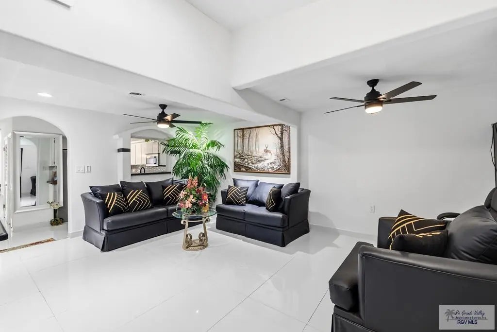 3744 Boca Chica Blvd. 100 B, BROWNSVILLE