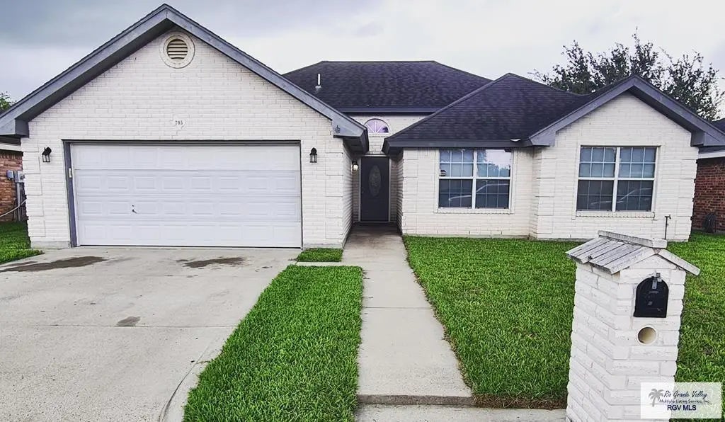 705 Nantucket Dr., HARLINGEN