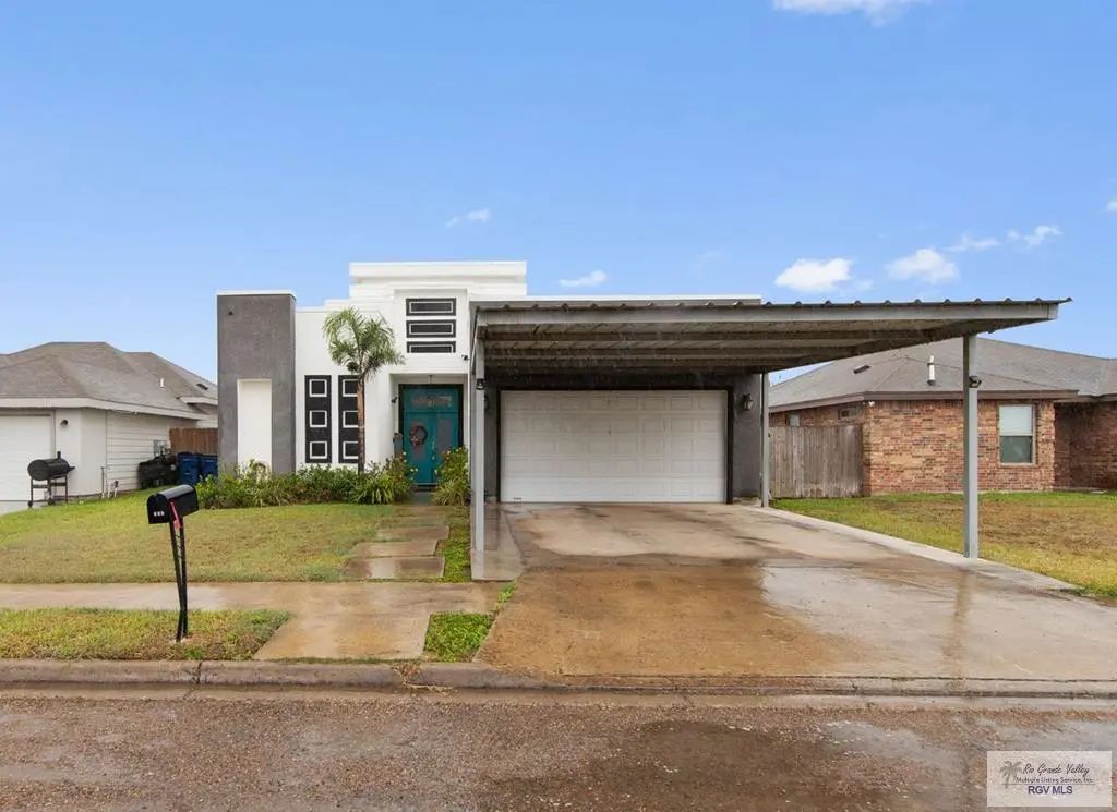 717 Alexandria Ave., MERCEDES
