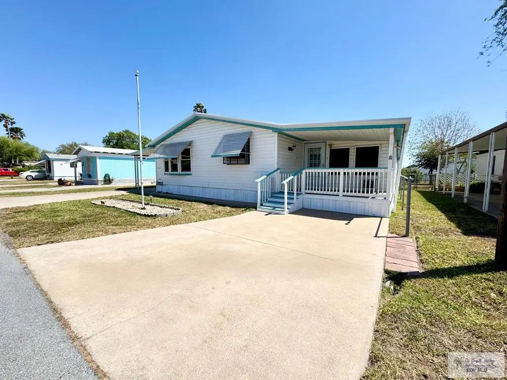 1517 Coco Palm Dr., HARLINGEN