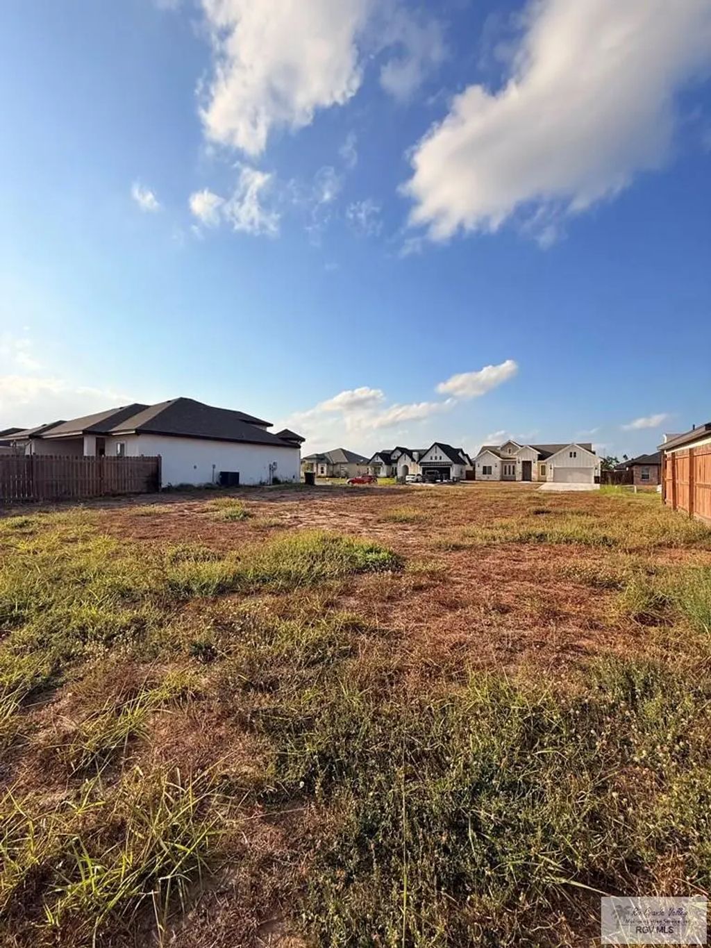 Brooks Circle South, LA FERIA