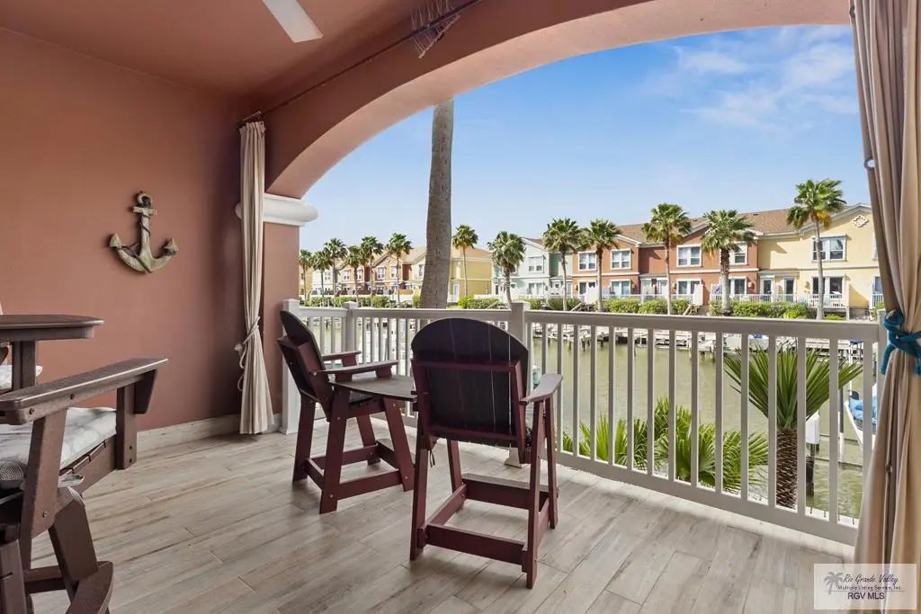 4 Harbor Town H-41, LAGUNA VISTA