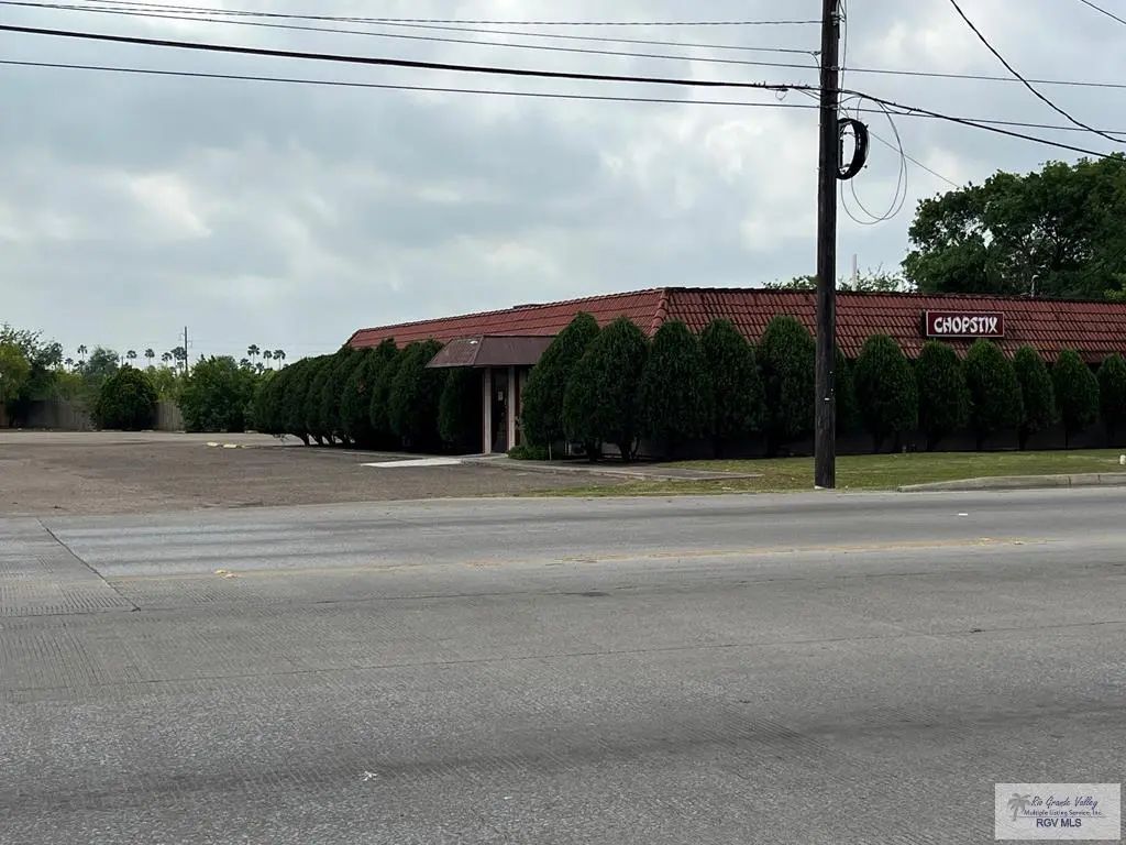 7102 Padre Island Hwy., BROWNSVILLE