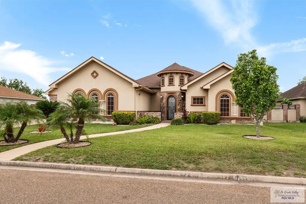 1609 Weighost Dr, HARLINGEN