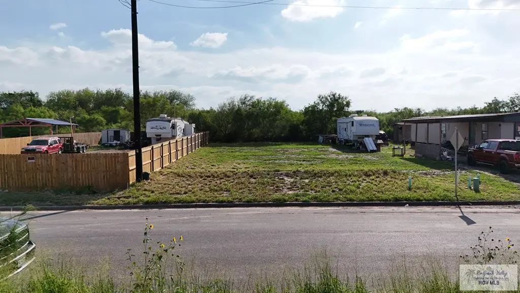 La Junta Dr, BROWNSVILLE