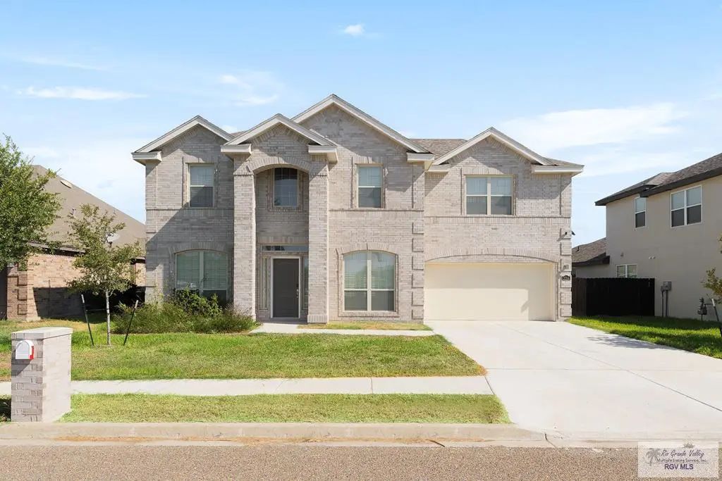 3704 Falcon Dr., MISSION