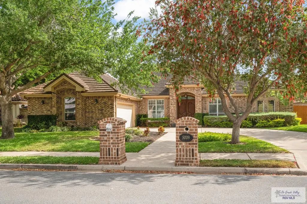 5009 Redwood Ave., MCALLEN