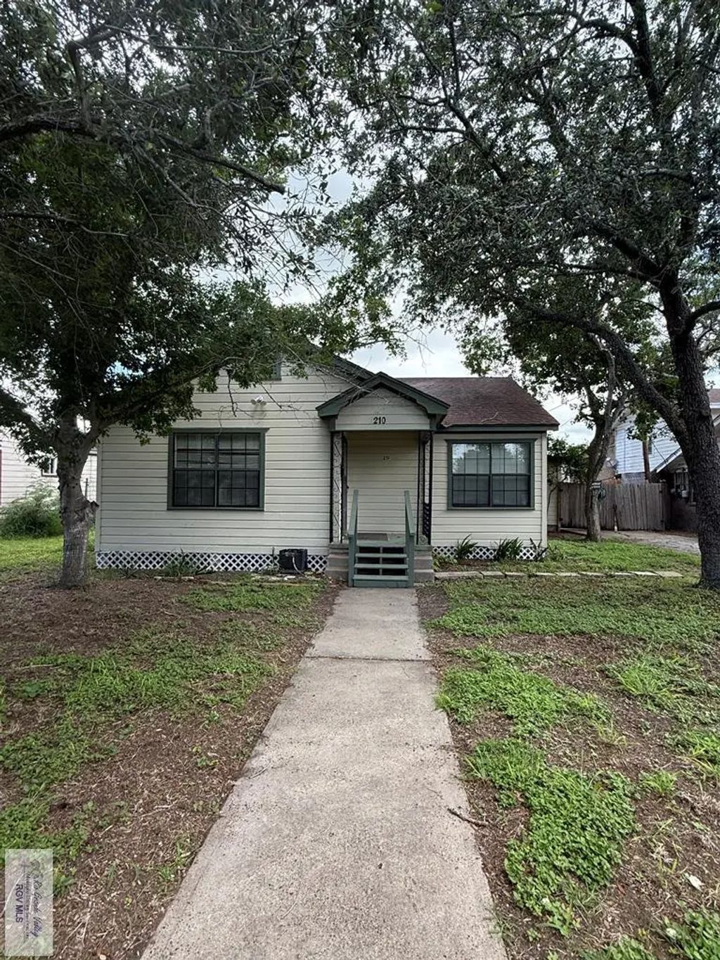210 W Wilson Ave., HARLINGEN