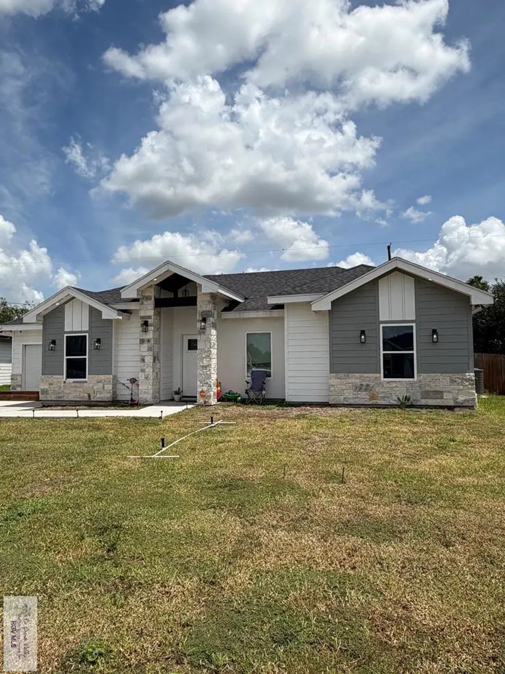 402 N Drift St, LA FERIA