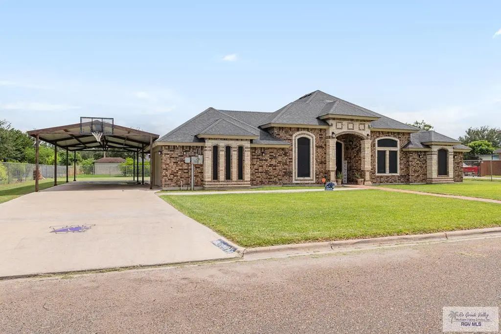 2701 Las Nubes Dr., WESLACO