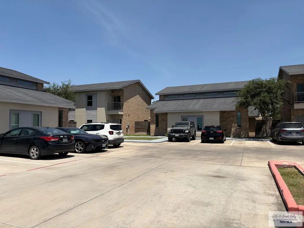 7701 Via Del Mar Cir Bldg C, BROWNSVILLE
