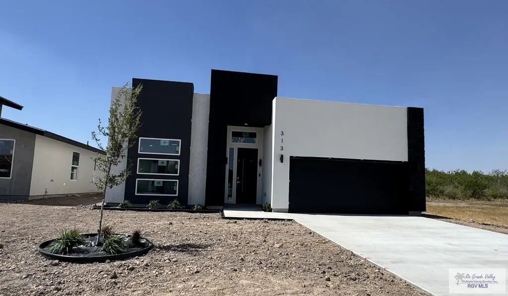 313 Liberty Cir, SAN BENITO