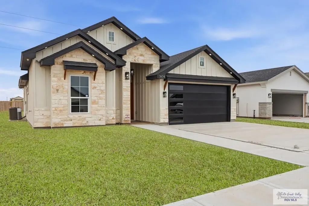 3604 Monte Cielo, WESLACO