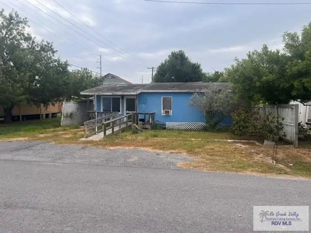 101 Jefferson Ave, PORT ISABEL