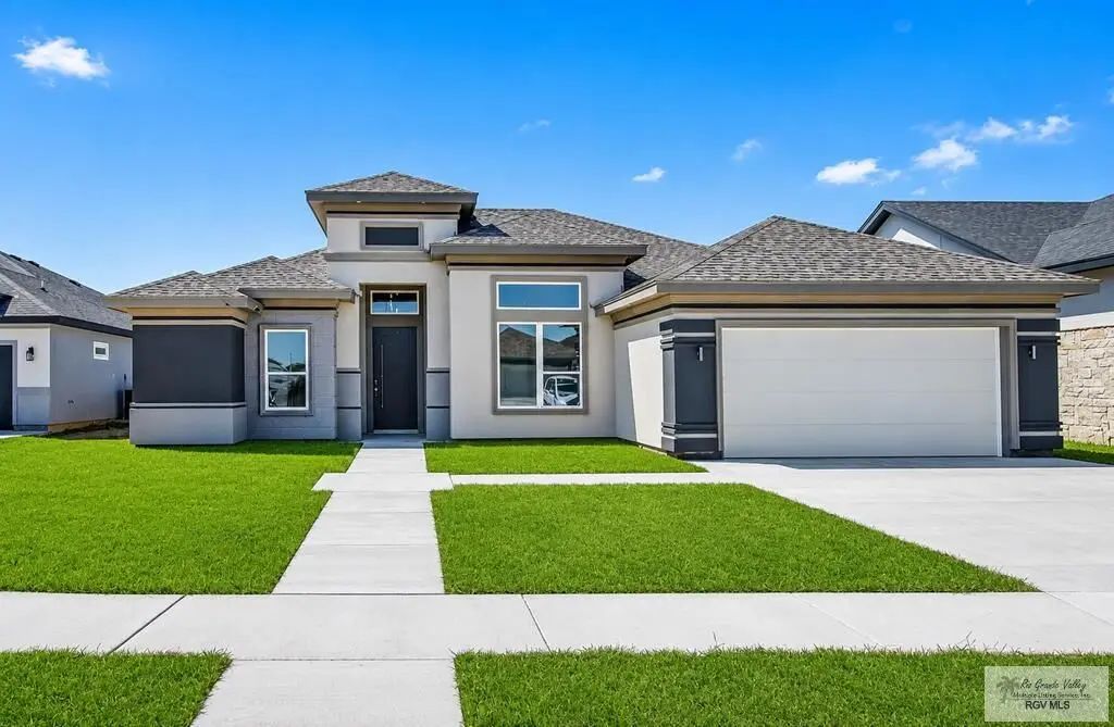 9488 Queen Palm, LOS FRESNOS
